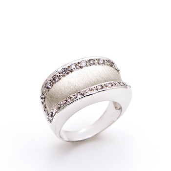 Δαχτυλίδι από Λευκόχρυσο 14 καρατίων με ζιργκόν