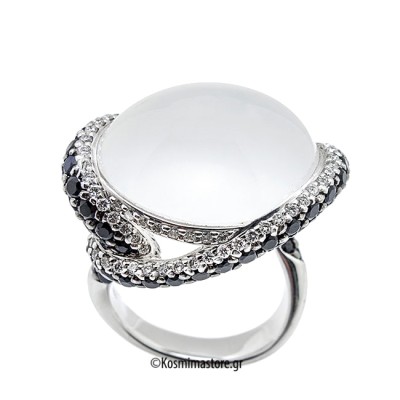 Δαχτυλίδι φτιαγμένο από λευκόχρυσο 18 καρατίων με Μπριγιάν και Ακουαμαρίνα